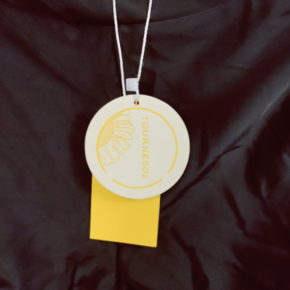 Workout Shorts Ruched Side Drawstrings, Elastic Waist - Picture 5 of 6